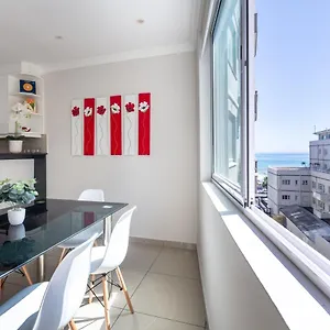  Apartment Perfect Beachfront